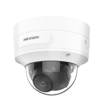 Domo IP 6 Megapixel / Lente Mot. 2.7 a 13.5 mm / 45 mts IR EXIR / AcuSense / IP67 / IK10 / WDR 120 dB / PoE+ / Entrada y Salida de Audio y Alarmas / MicroSD